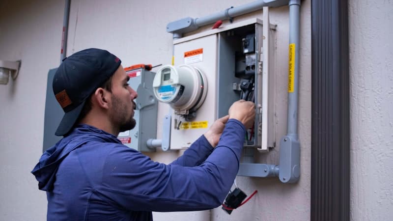 Heat Pump Lifespan: How Long Does an ASHP Last?